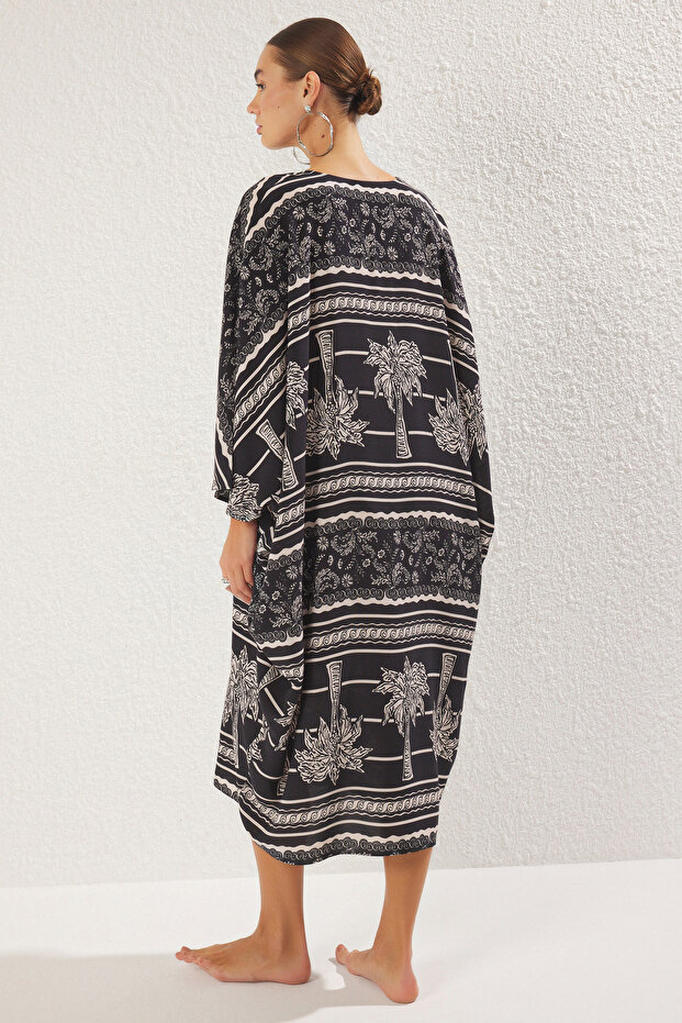 Sukienka plażowa midi z wzorem tropikalnym TBESS25EL00031 - 4