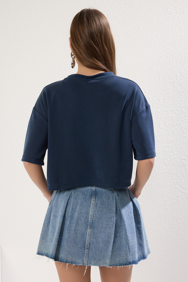 Lacivert Relaxed/Rahat Kalıp Crop Esnek Modal Premium Örme T-Shirt TWOSS25TS00048 - 4