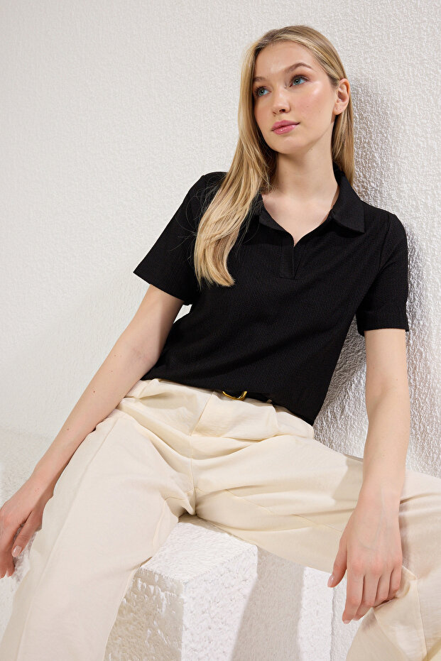 Siyah Polo Yaka Regular/Standart Kalıp Bürümcük Örme Bluz TWOSS25GO00105 - 1