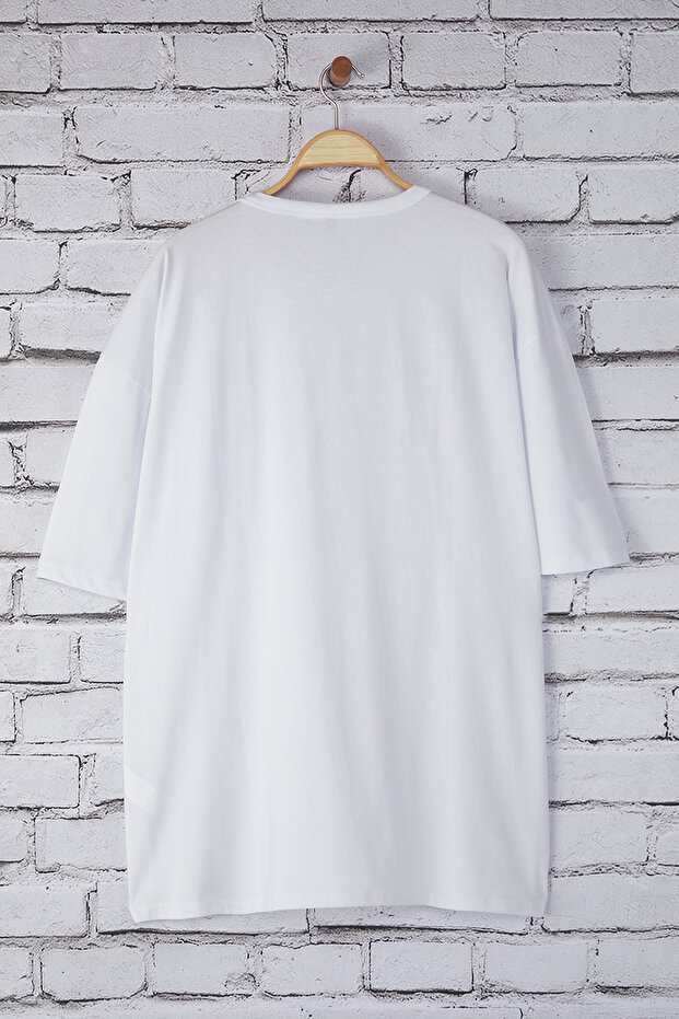 Beyaz Büyük Beden Oversize/Geniş Kesim %100 Pamuklu Etiketli T-Shirt TMNSS25BF00036 - 4