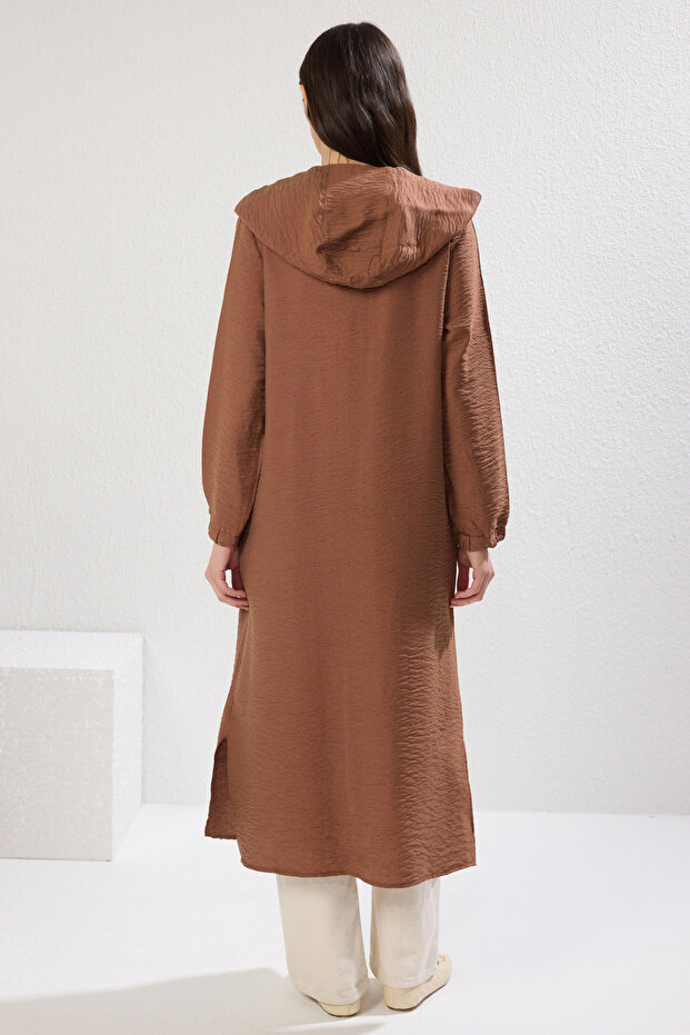 Kahverengi Kapüşonlu Cep Detaylı Çıtçıt Kapamalı Dokuma Kap & Ferace & Kimono & Ceket TCTSS25KF00005 - 4