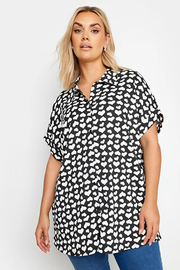 Plus Size Short Sleeve Patterned Button-Up Shirt 303357