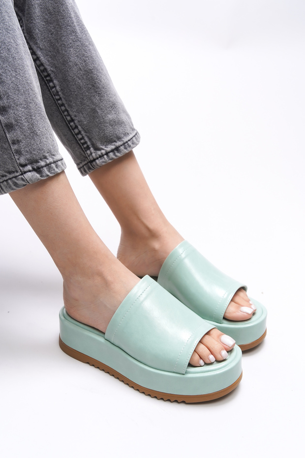 Mahthyl Women's Slippers 001277 Water Green Wrinkled Patent Leather