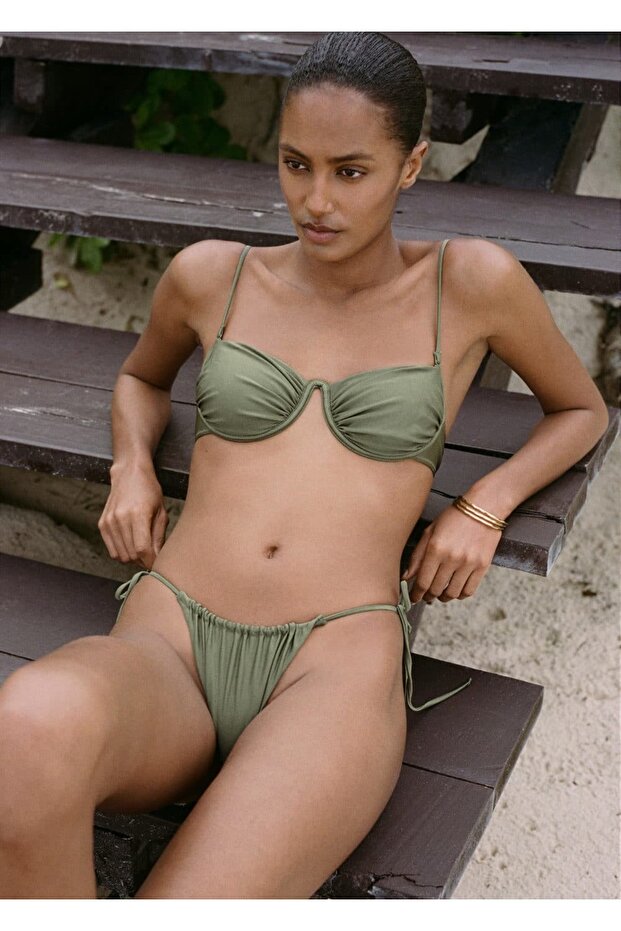 Bağ detaylı bikini altı - 1