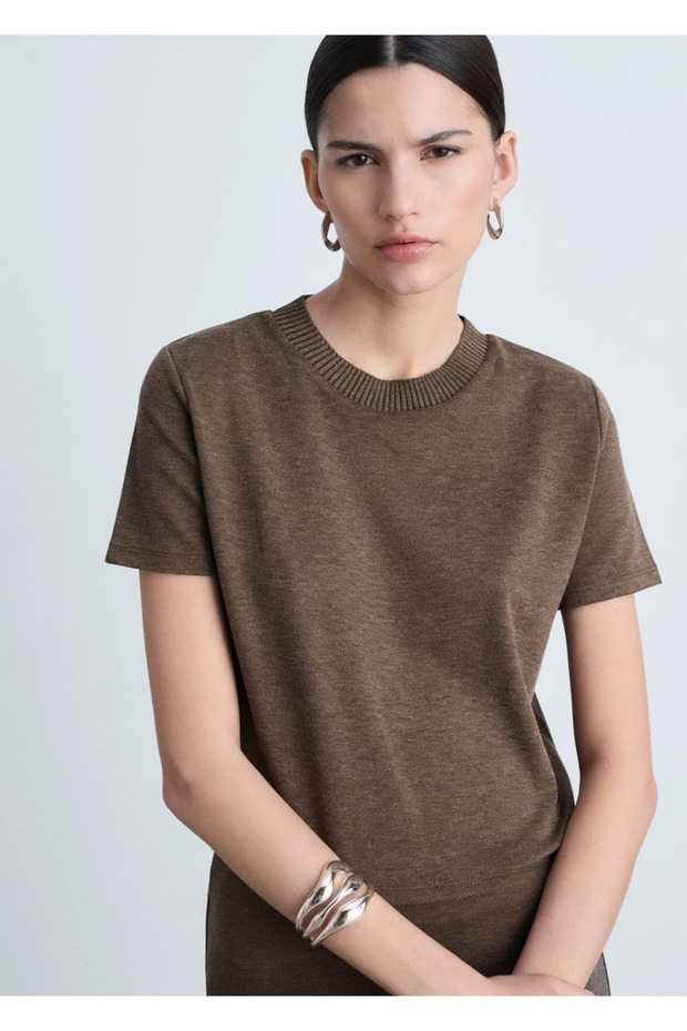 Short-Sleeved Knitwear T-Shirt