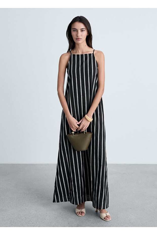 İşlemeli halter yaka elbise - 2