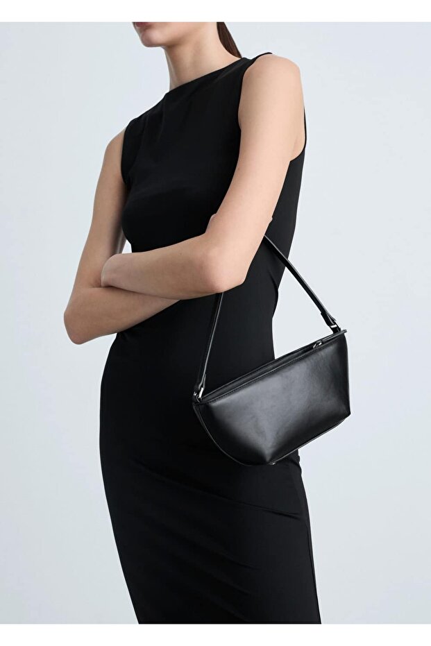 Sırtı açık uzun elbise - 1