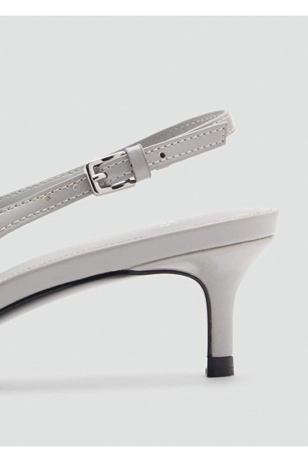 Püsküllü topuklu ayakkabı - 4