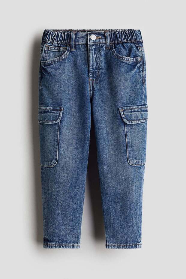 Relaxed Tapered Fit Jeans