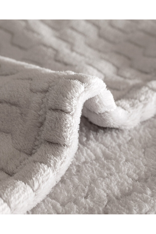 Ludos Grey Fleece Printed Double Wellsoft Emboss Blanket - 7