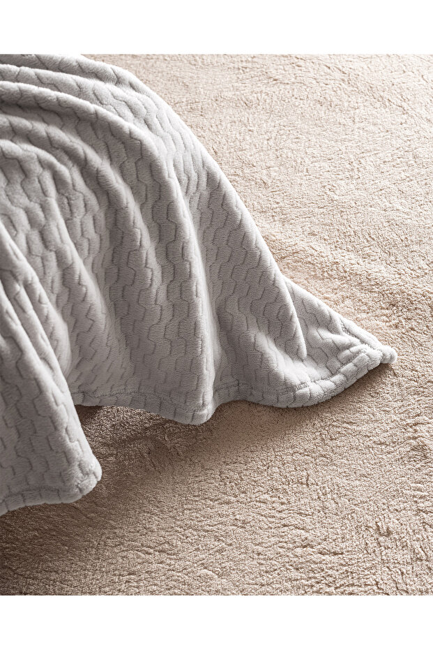 Ludos Grey Fleece Printed Double Wellsoft Emboss Blanket - 4