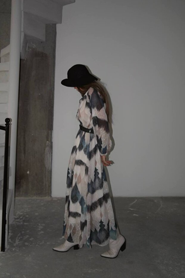 Şifon Astarlı Desenli Kemerli Uzun Şifon Elbise - 3