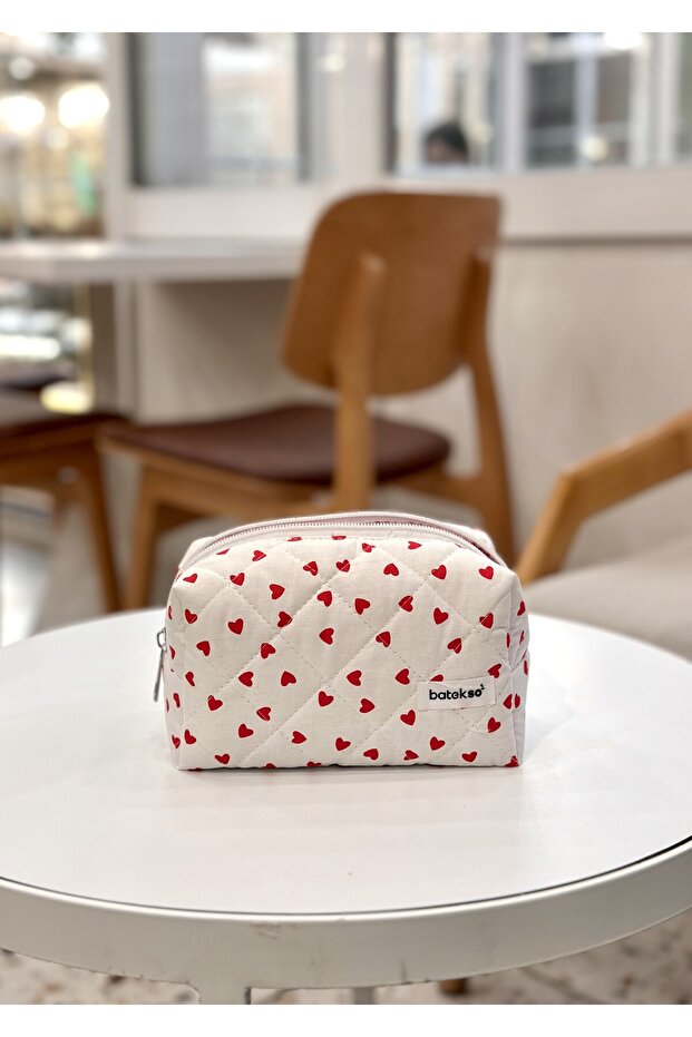 حقيبة مكياج بنمط قلب أحمر - حجم متوسط - 5
