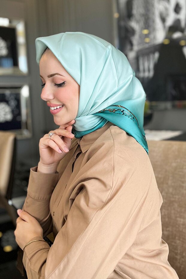 وشاح حريري - 8928D-50 - سورة