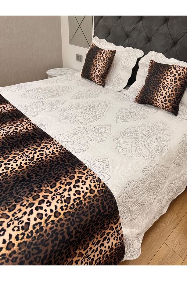Yatak Runner Set Çift Kişilik Leopar Desenli Ev Ve Oteller Için 1 Adet Runner 2 Adet Kırlent - 5