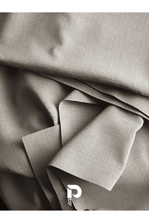 مفرش طاولة من الكتان باللون الرمادي الفاتح - 4