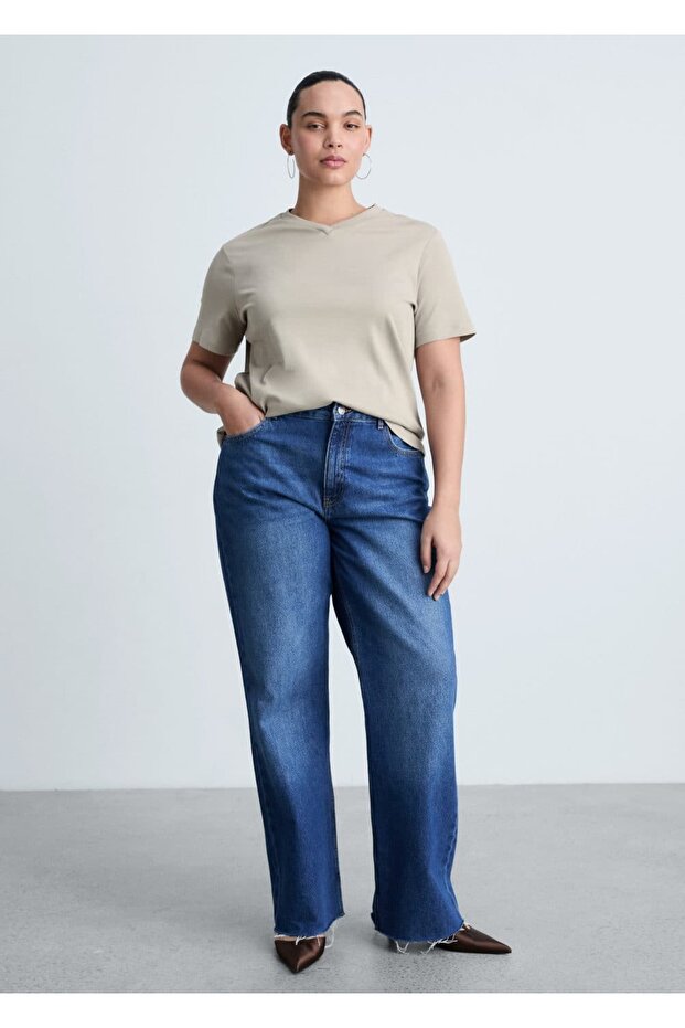 V yakalı pamuklu tişört - 7