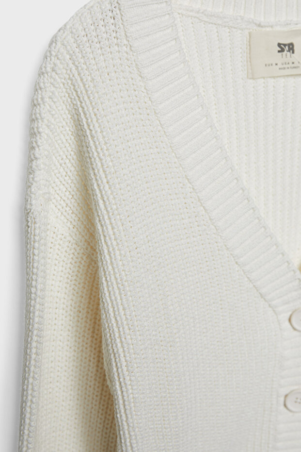 Düğmeli triko hırka - 7