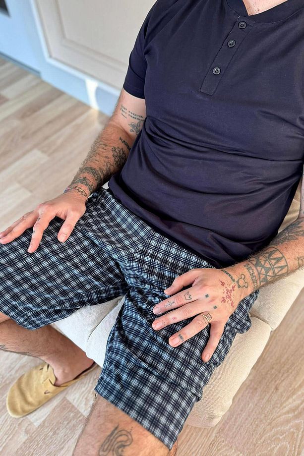 Gri Siyah Ekose Line Edge Detaylı Şortlu Kısa Kollu Erkek Pijama Takımı - 6
