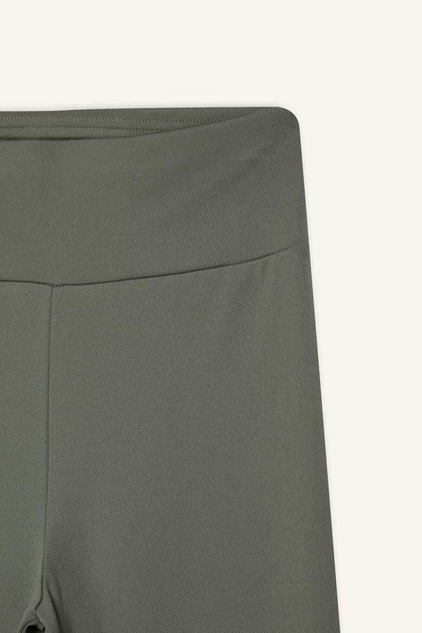 Yeni Sezon DeFactoFit Flare Fit Sporcu Eşofman Altı İspanyol Paça Standart Boy Basic Düz - 7