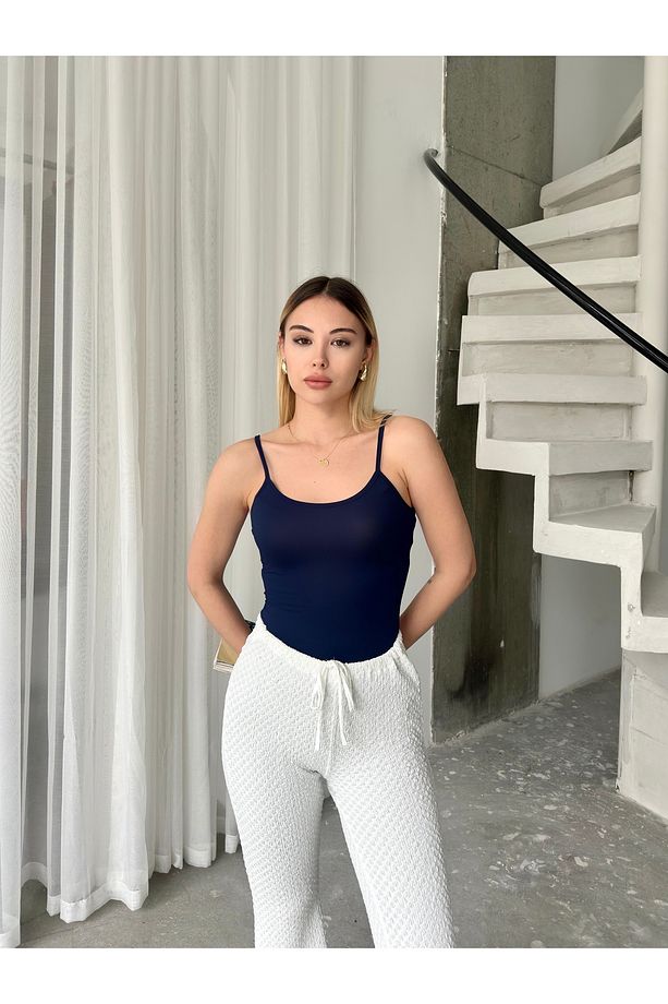 Lacivert Yumuşak Dokulu İp Askılı Bluz - 2
