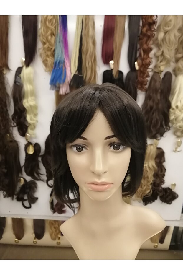 Az dalgalı omuzda peruk - 2