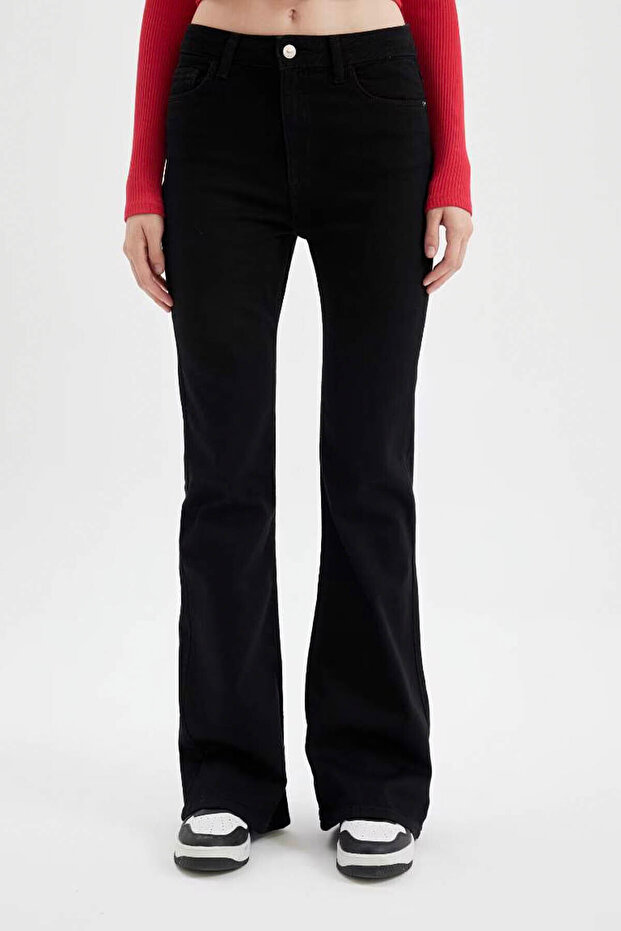 Mia Jeans - Regular Waist, Flare Leg, Long C7620Ax24Au
