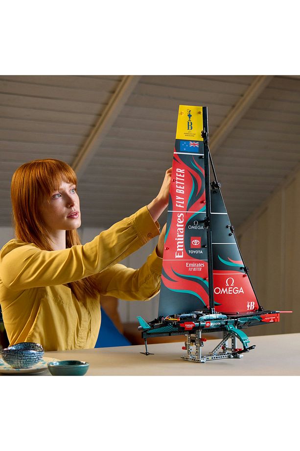 ® Technic Emirates Team New Zealand AC75 Yat 42174 - 18+ Koleksiyonluk Model Yapım Seti (962 Pr) - 6