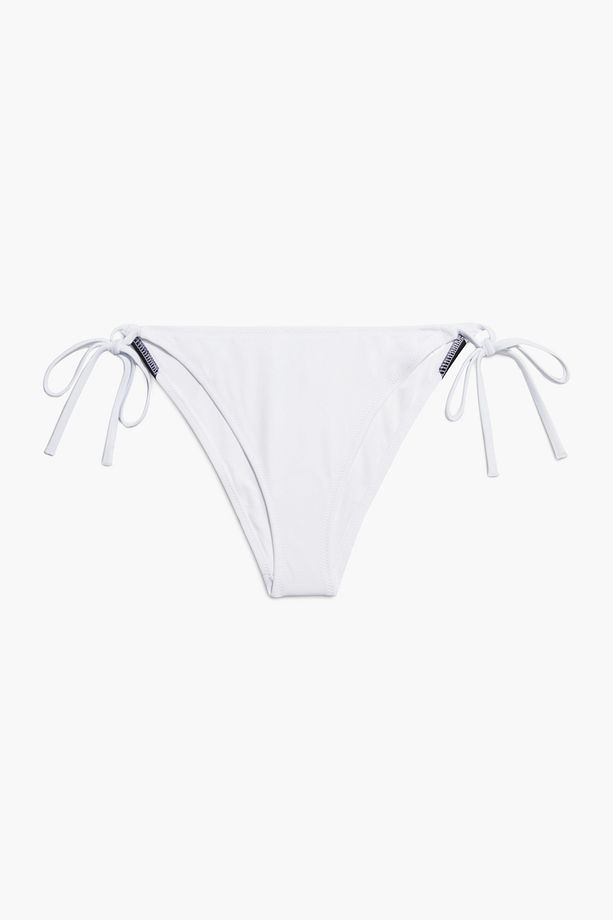STRING SIDE TIE CHEEKY BIKINI - 6