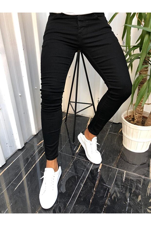 Men's Black Italian Cut Lycra Jeans
