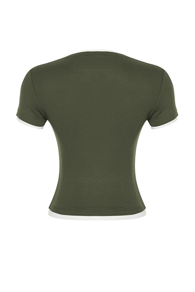 Haki Viskoz/Yumuşak Kumaşlı Renk Bloklu Vücuda Oturan Esnek Örme T-Shirt TWOSS24TS00063 - 8