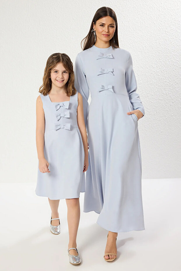 Bebe Mavisi Kurdele Detaylı Mini Me Anne-Kız Dokuma Elbise TKDSS25EL00046 - 1