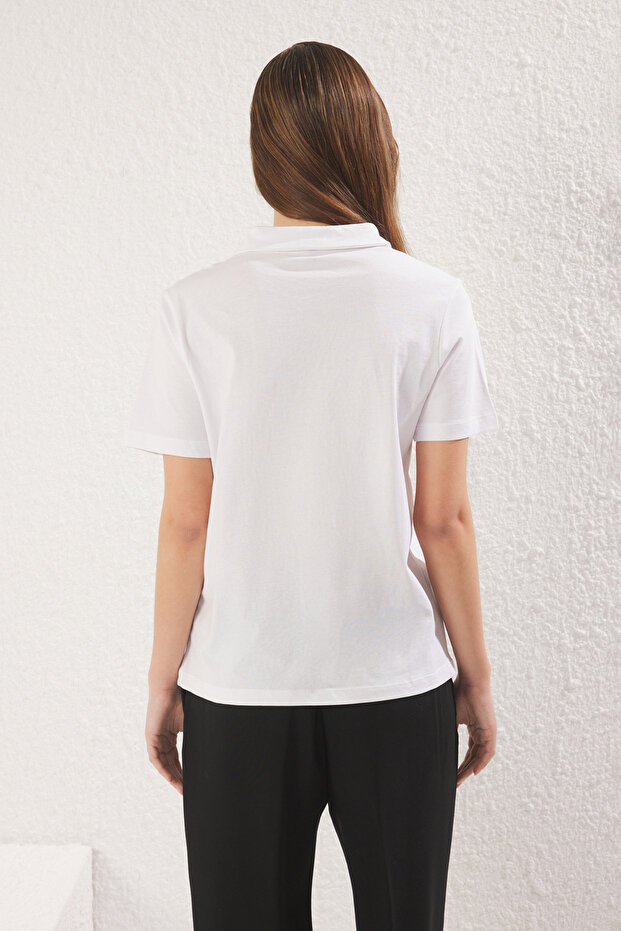 Beyaz Kalın Pamuklu Polo Yaka Taş Detaylı Regular/Normal Kalıp Örme T-Shirt TWOSS25TS00052 - 9