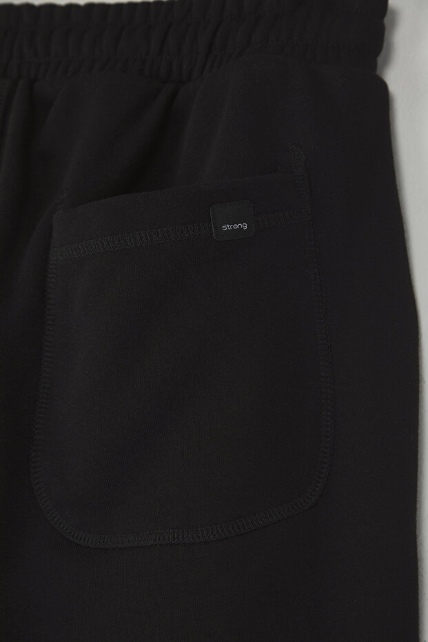 Siyah Regular/Normal Kesim Basic Karyoka Dikişli Şort & Bermuda TMNSS25SR00021 - 9