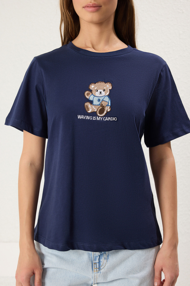 Lacivert %100 Pamuk Regular/Normal Kalıp Ayıcık Nakışlı Örme T-Shirt TWOSS25TS00088 - 3
