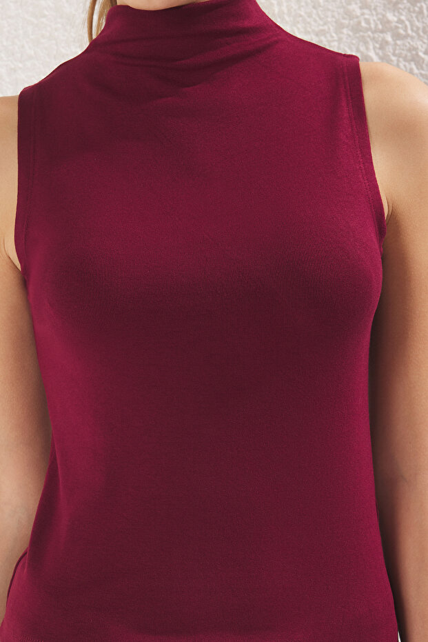 Bordo Dik Yaka Sıfır Kol Süper Esnek Regular Boy Örme Bluz TWOSS25BZ00200 - 3