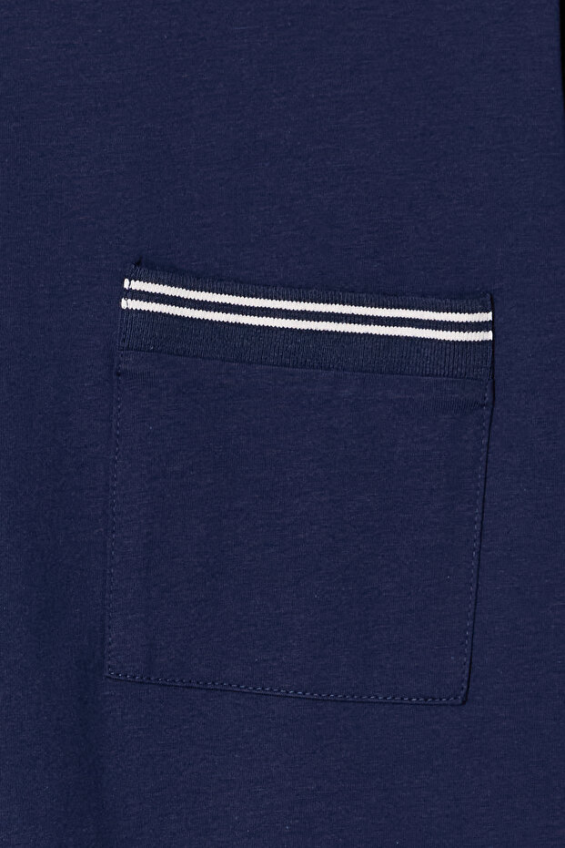 Lacivert Büyük Beden Regular/Normal Kesim Cep ve Triko Bant Detaylı T-Shirt TMNSS25BF00027 - 3