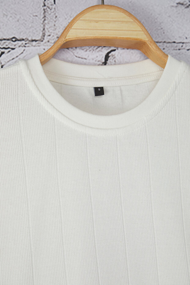 Beyaz Regular/Normal Kesim Bisiklet Yaka Pamuklu Basic T-Shirt TMNSS25TS00062 - 6
