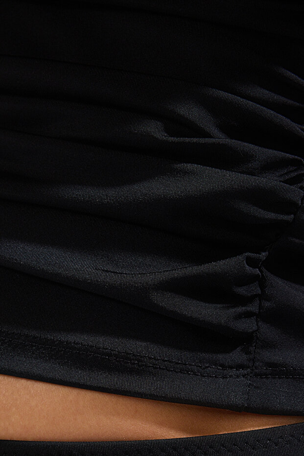 Siyah Drapeli Büstiyer Kaplı Regular Yüksek Bel Bikini Takımı TBESS25BT00122 - 4