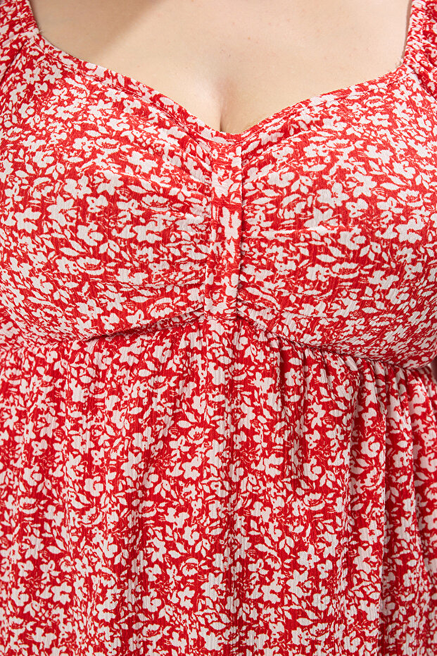 Kırmızı Çiçek Desenli Örme Büyük Beden Bluz TBBSS25AF00087 - 3