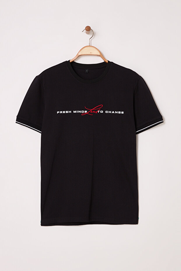 Siyah Regular/Normal Kesim Yazı Baskılı Triko Bantlı %100 Pamuk T-Shirt TMNSS25TS00110 - 3
