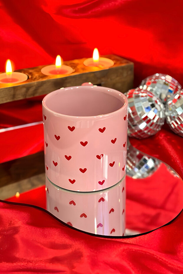 كوب وردي مع قلب - 5