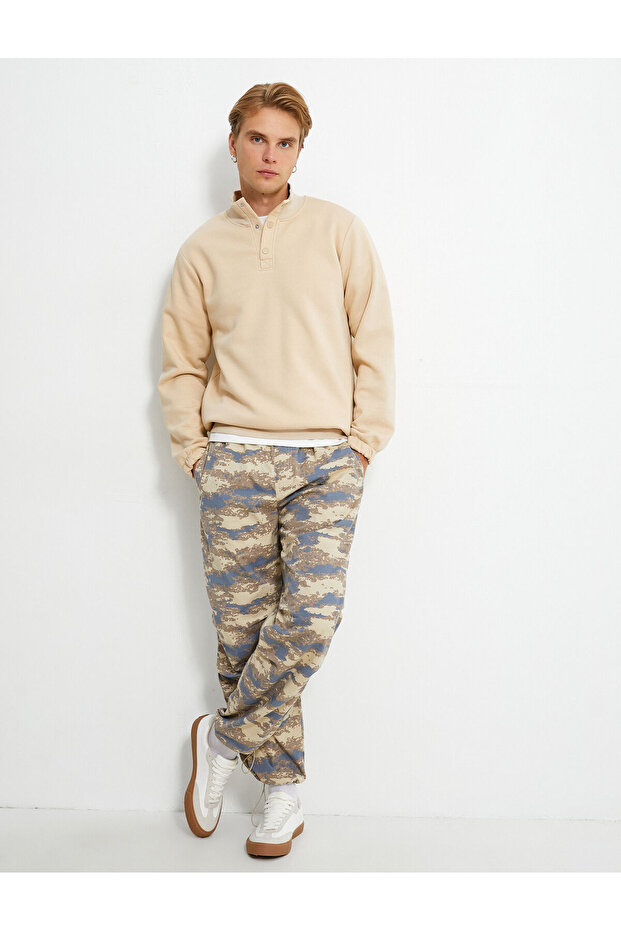 High Collar Sweatshirt with Snap Button Detail Long Sleeve Ribbon