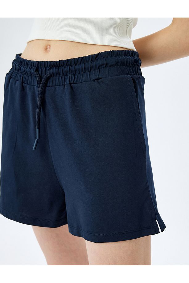 Beli Bağcıklı Cep Detaylı Mini Şort - 5