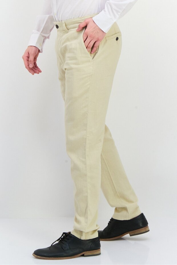 بنطال تشينو سادة بقصّة عادية للرجال، لون بيج - 2