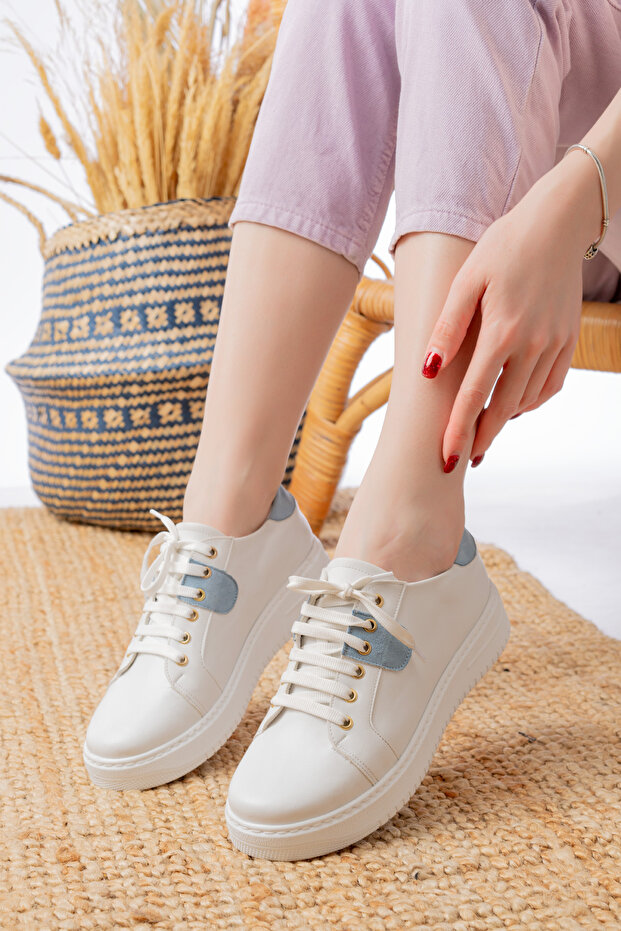 Women's Biana Blue Sneakers