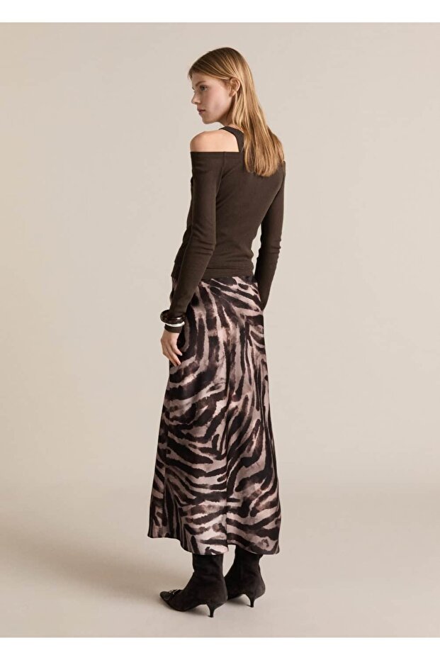 Leopard Patterned Satin Skirt - 4