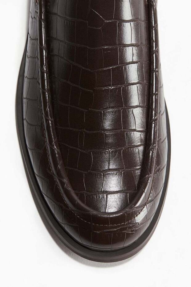 Crocodile-patterned loafers - 2