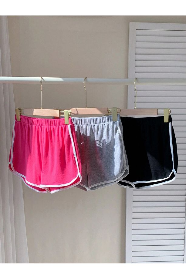 Kadın Siyah Pembe Gri %100 Pamuk Yan Şeritli 3'lü Paket Mini Şort - 2