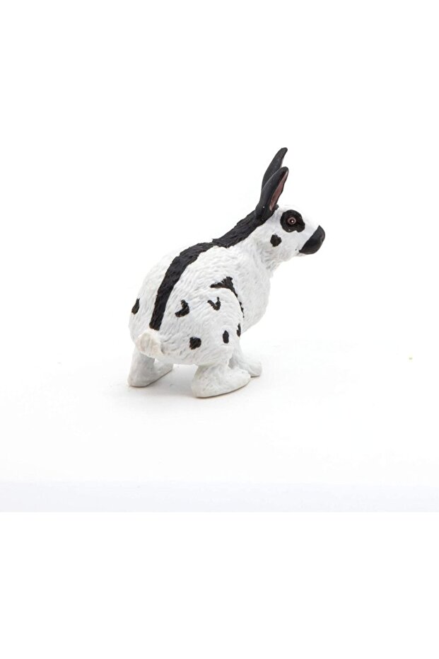 FIGURKA KRÁLÍČKA - 2